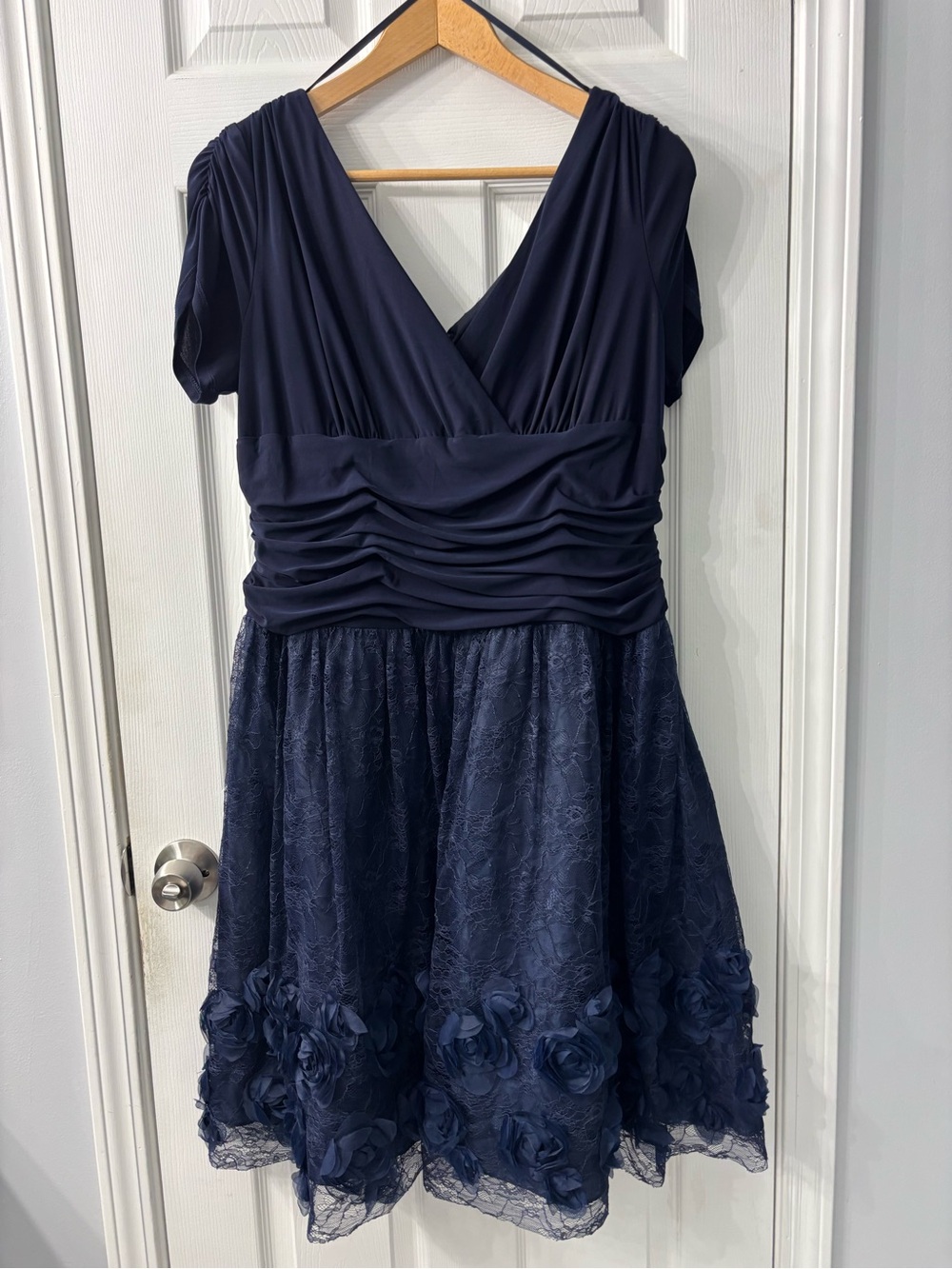 SLNY Navy V-Neck Ruched Bodice Floral Appliqué Dress